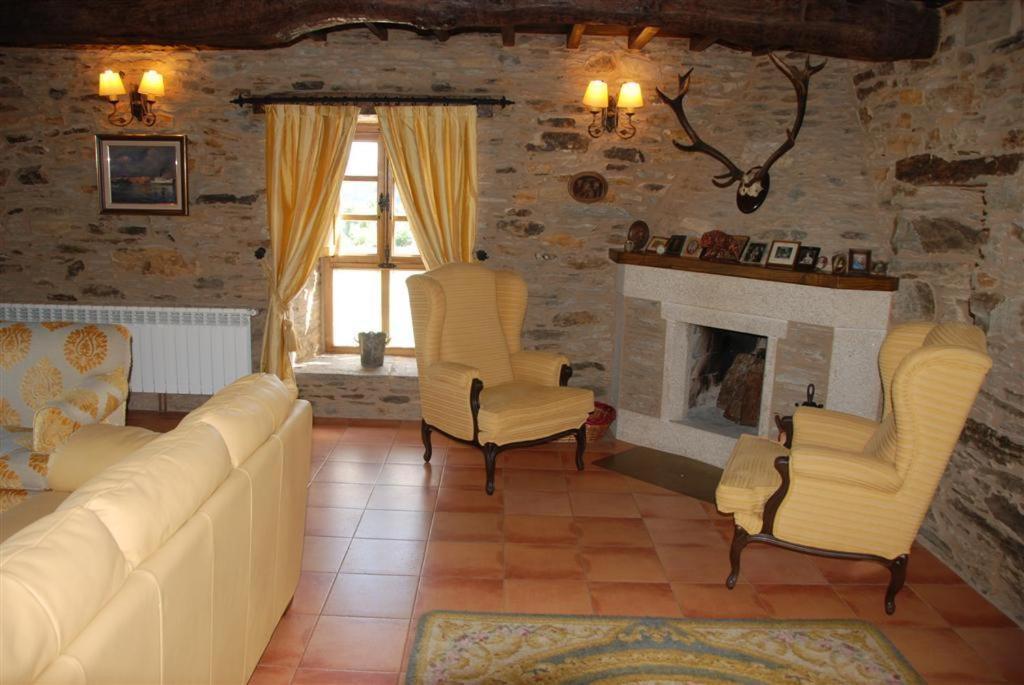 Hotel Pazo Santa Maria Arzúa Esterno foto